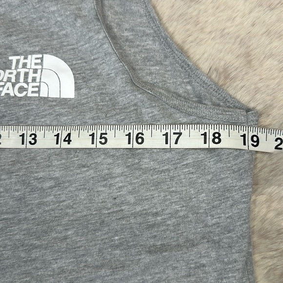 THE NORTH FACE | Women's Simple Logo Tank Top, Size L, NWT - Picture 11 of 16